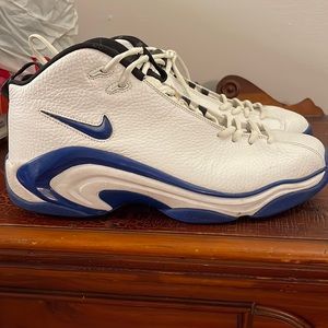 Nike- Scottie Pippen hi-tops size 13